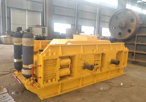 新型液壓輥式破碎機